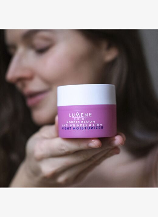Lumene Nordic Bloom Kırışıklık Karşıtı ve Sıkılaştırıcı Gece Bakım Kremi 50 ml 4
