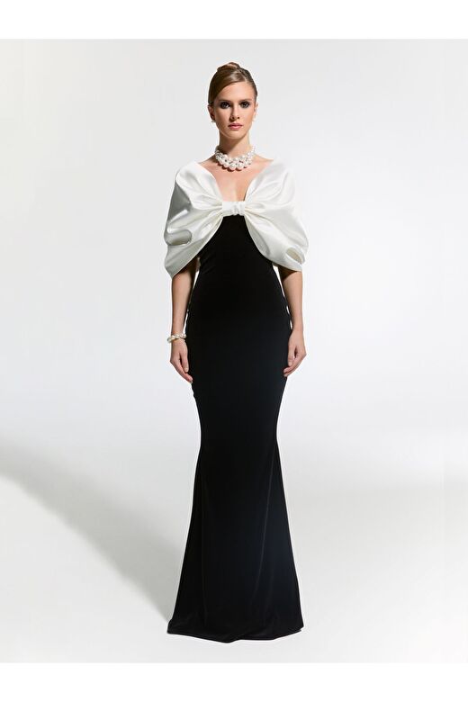Buckingham Gown 1
