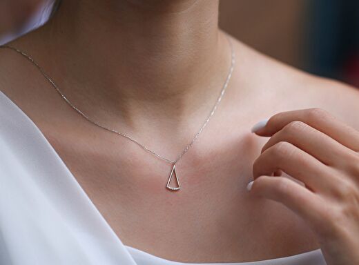 0,05 ct Minimal Pırlanta Kolye 2