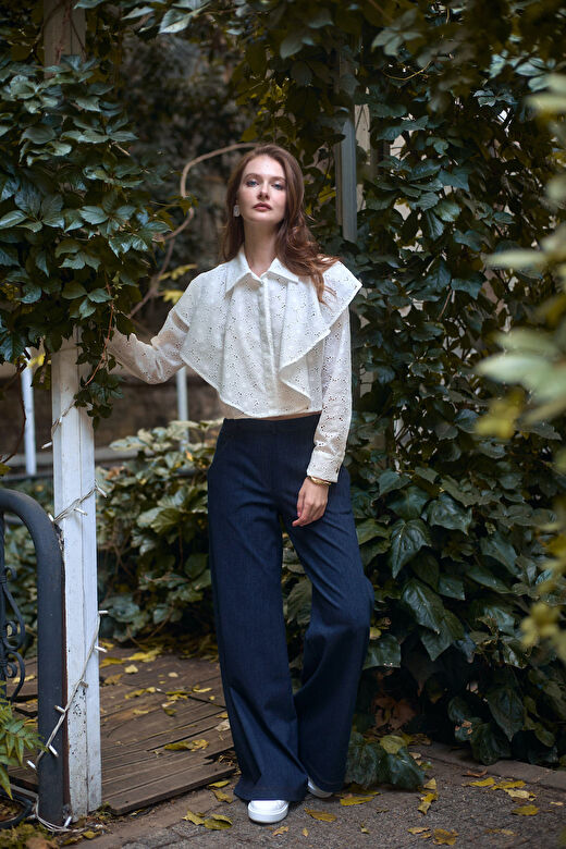 İşlemeli Pelerin Yaka Crop Poplin Gömlek 4