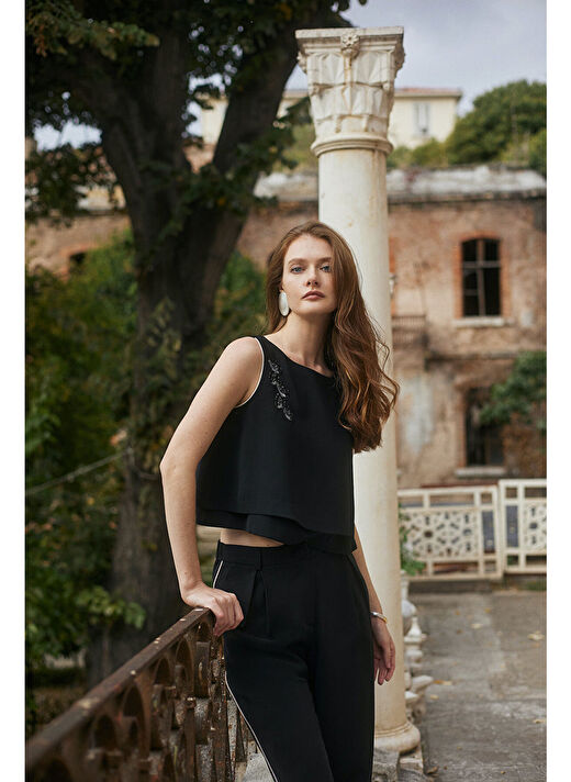 Line Detaylı Siyah Bluz - Pantolon Takım 2