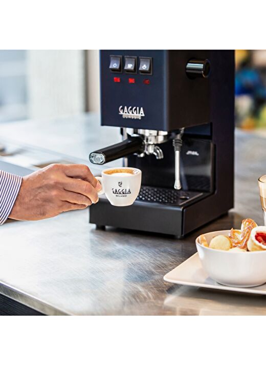 Gaggia New Classic Evo 2023 Mavi Manuel Espresso Makinesi 3