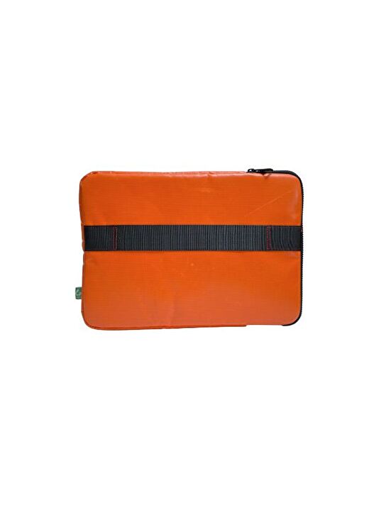 Urban Laptop by Upcycle Hero MacBook 13.3” & 13.6” Uyumlu İleri Dönüşüm Laptop Çantası 2