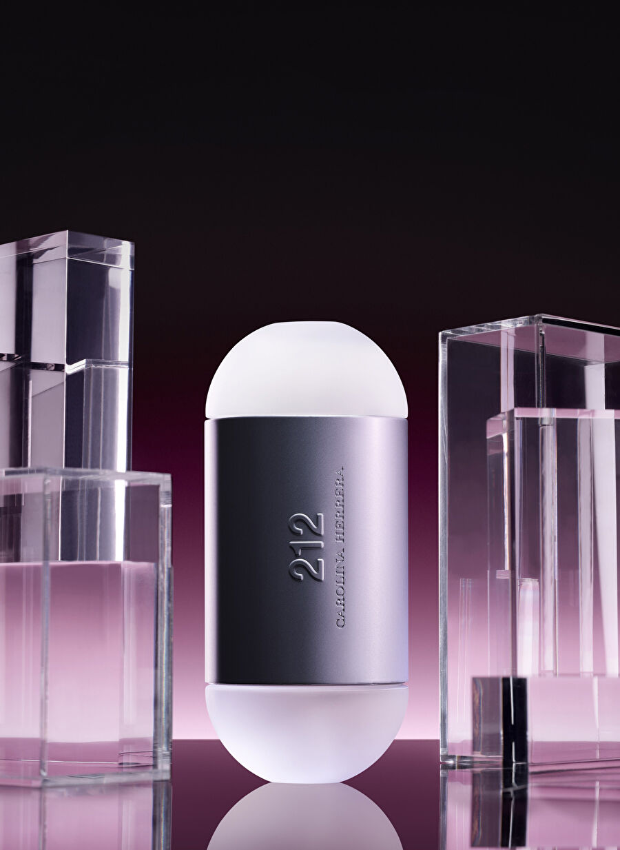 CAROLINA HERRERA 212 香水　100ml Carolina Herrera 212 Edt 100 Ml Kadın Parfüm - 466690 | Boyner