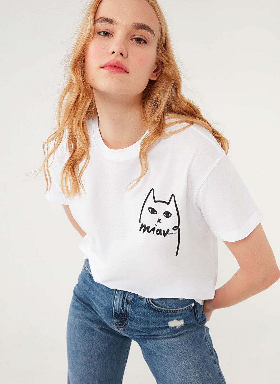 Mavi M1610225-620 Bisiklet Yaka   Normal Kalıp Beyaz Kadın T-Shirt