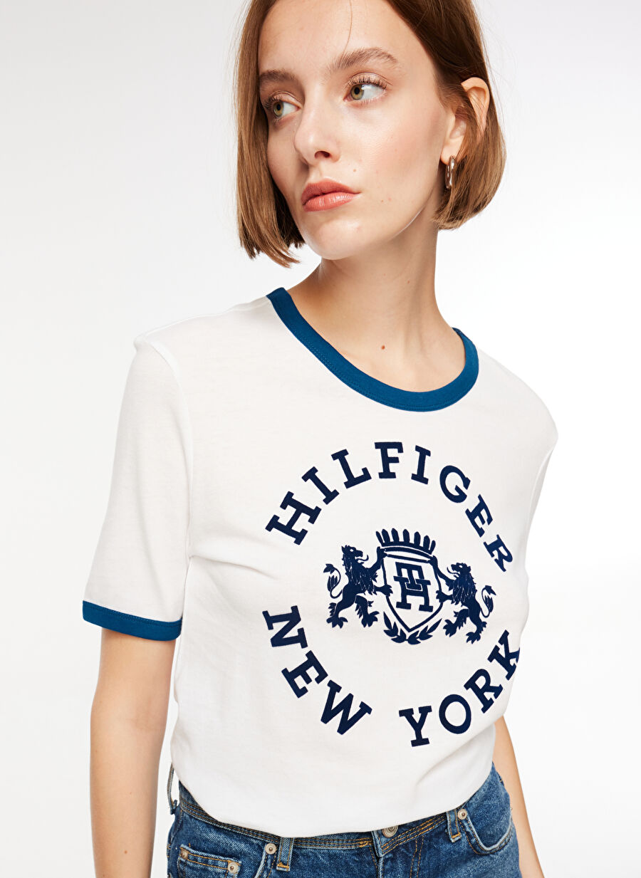 Tommy Hilfiger Bisiklet Yaka Baskılı Beyaz Kadın T-Shirt WW0WW39834YCF