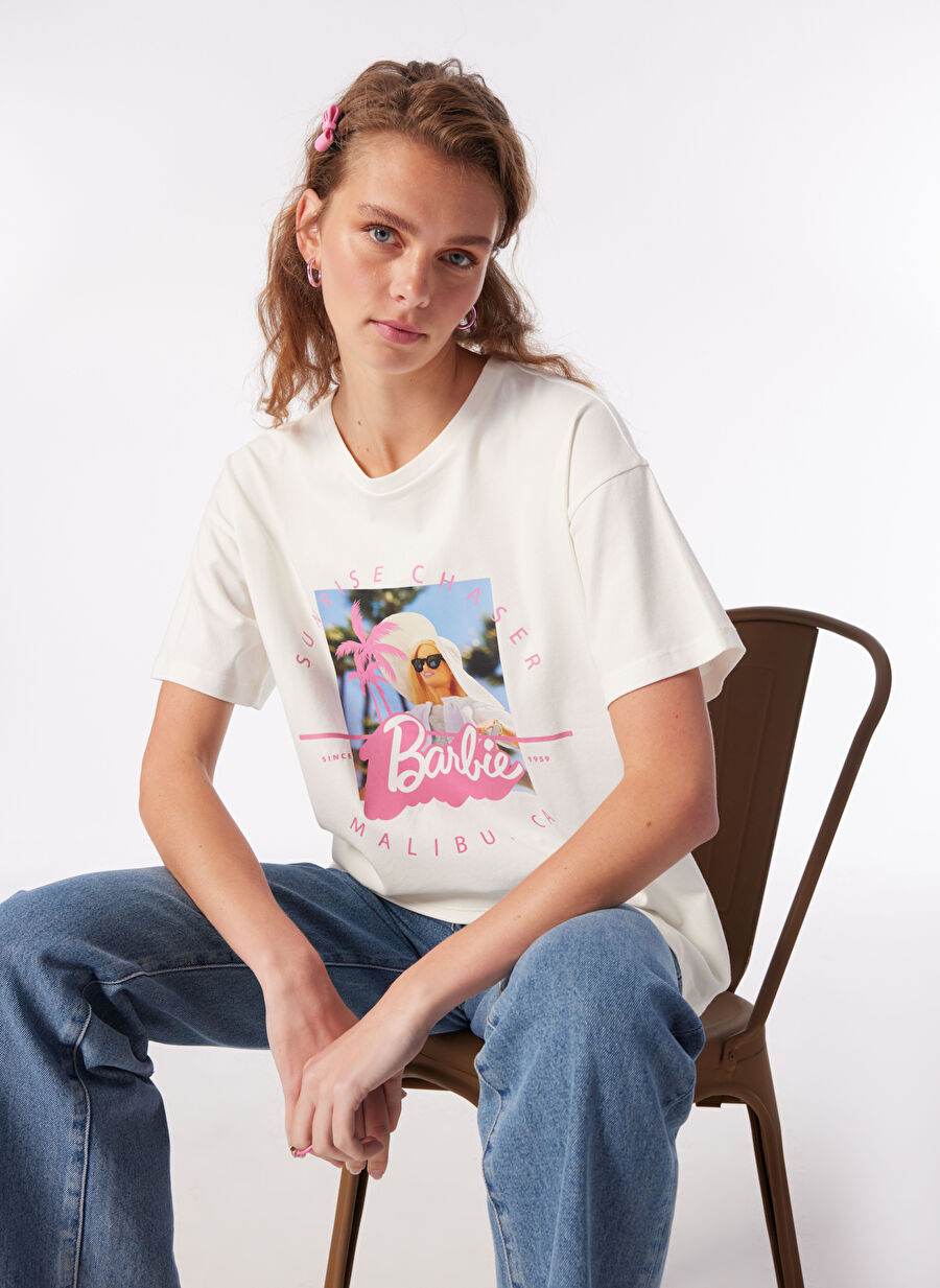 Barbie Ekru Kadın Bisiklet Yaka Relaxed Baskılı T-Shirt BRB4SL-TST6057