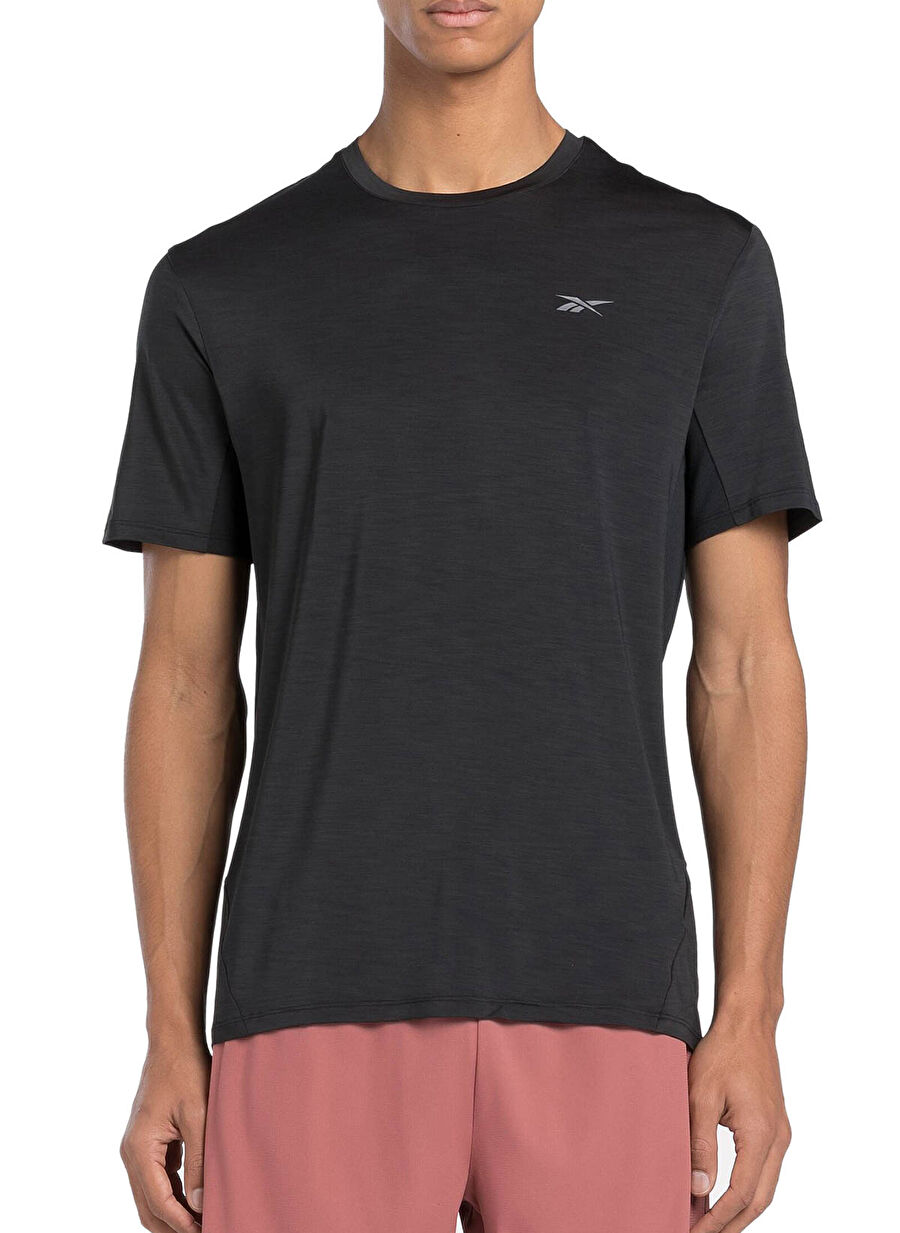 Reebok 100075786 ATHLETE TEE 2.0 RBK-CH Siyah Erkek Yuvarlak Yaka Normal Kalıp T-Shirt