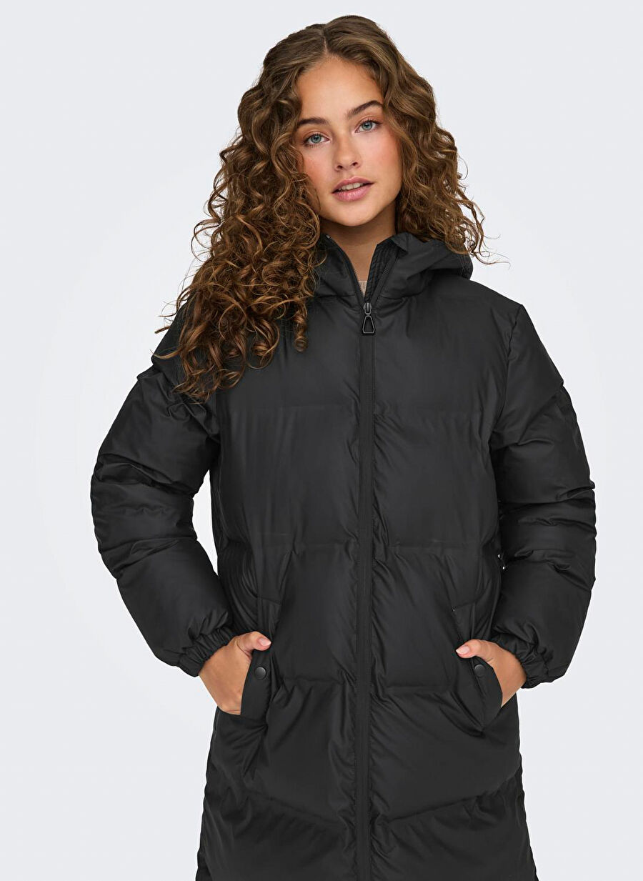 Only Siyah Kadın Kapüşon Rahat Kapitone Kaban ONLLEA RAIN PUFFER COAT CC OTW - 1