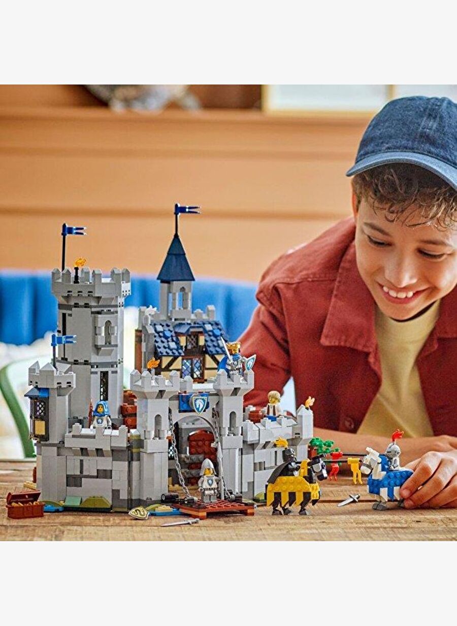 Lego Creator 3'Ü 1 Arada Orta Çağ Atlı Şövalye Kalesi 31168