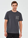 Skechers S241066-003 Graphic M Antrasit Erkek Bisiklet Yaka Regular Fit T-Shirt